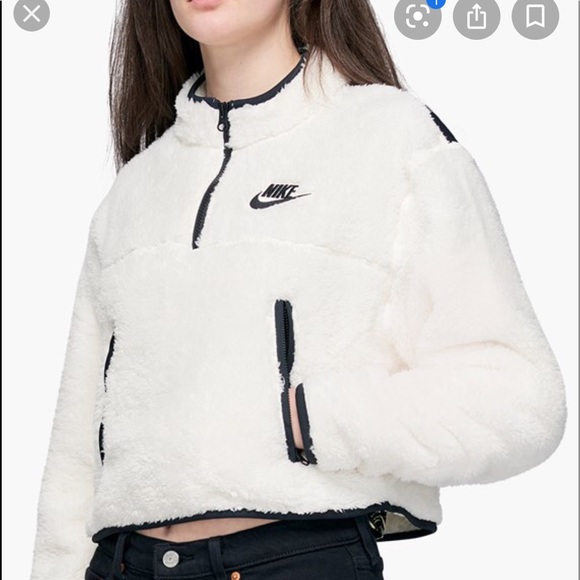 nike crop top jacket
